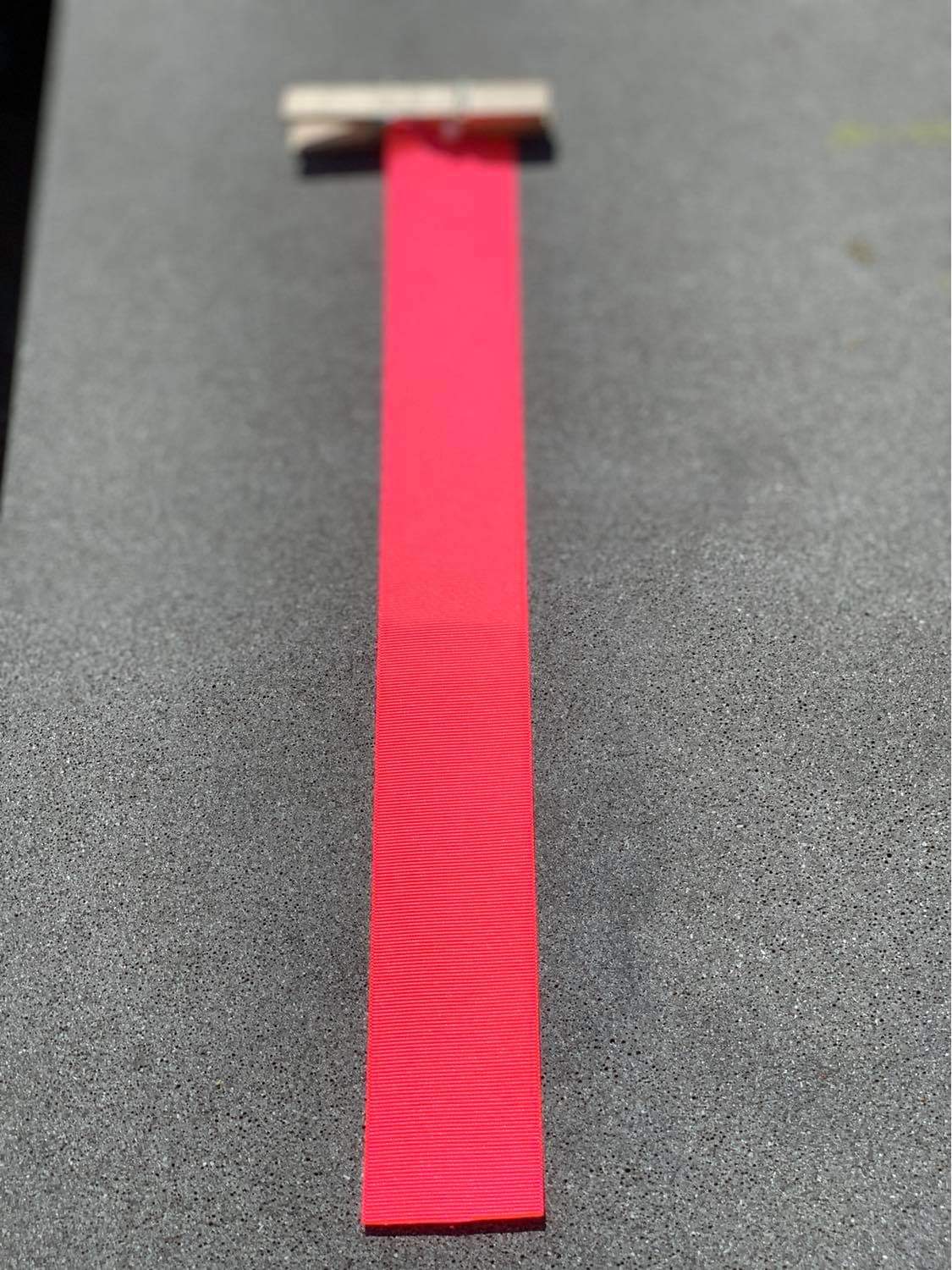 Neon-pink